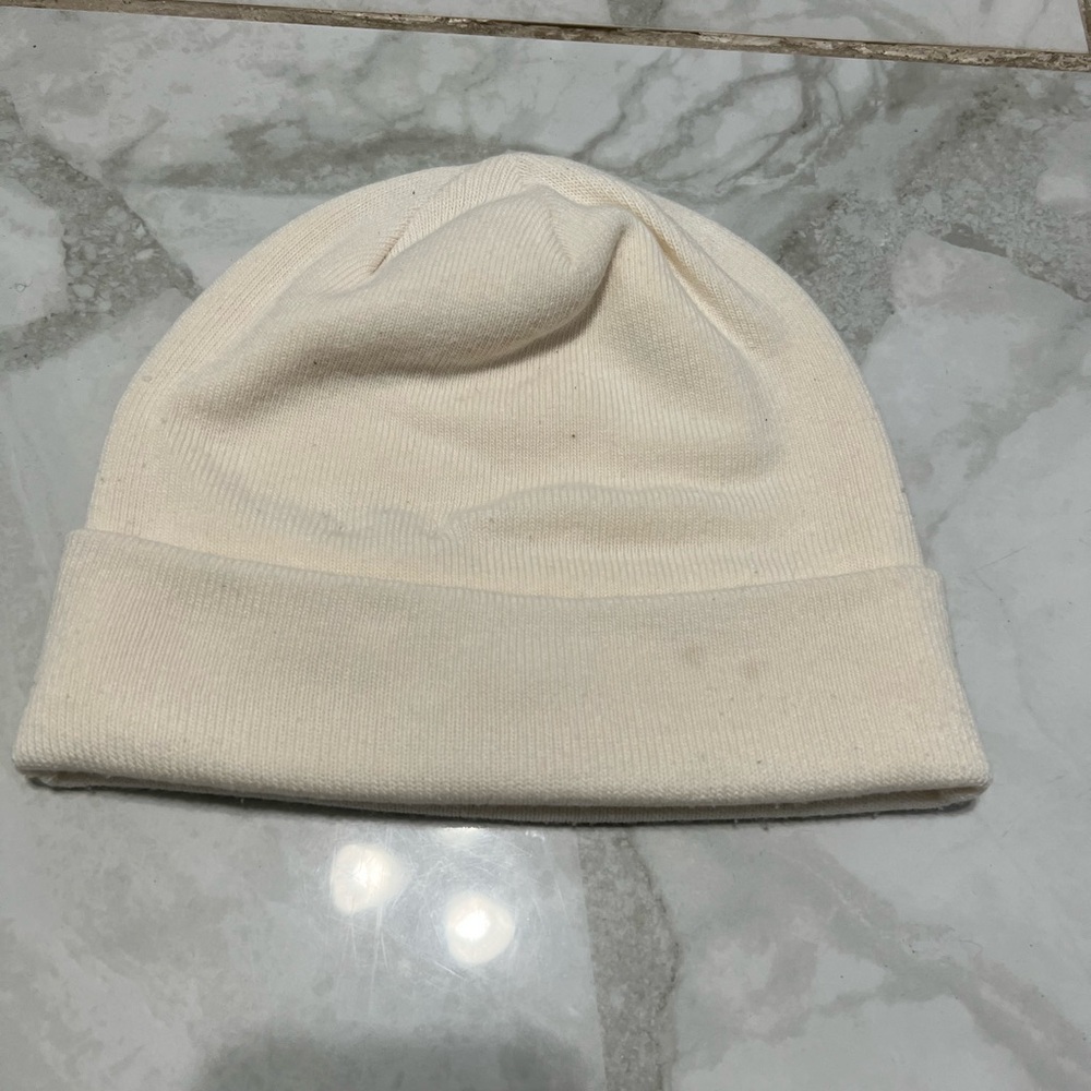 Y2K Roxy beanie - Picture 2 of 3